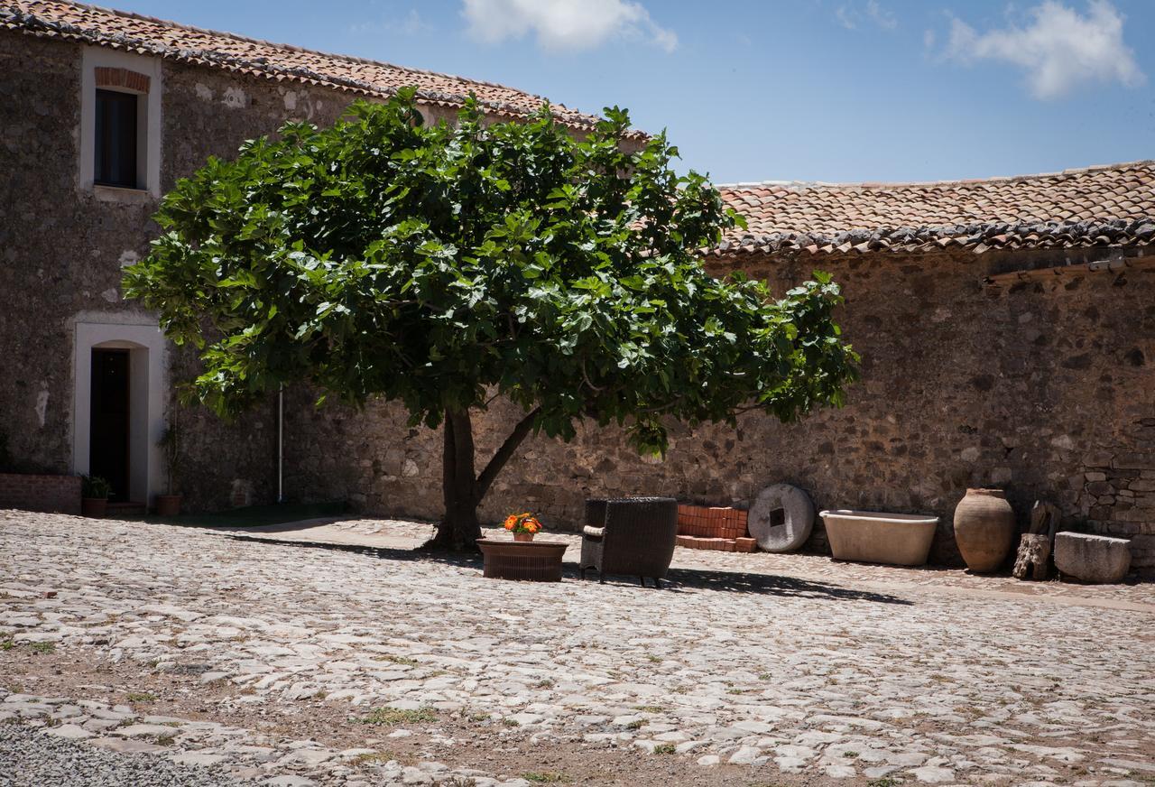 La Ferula Bed & Breakfast Scillato  Exterior photo